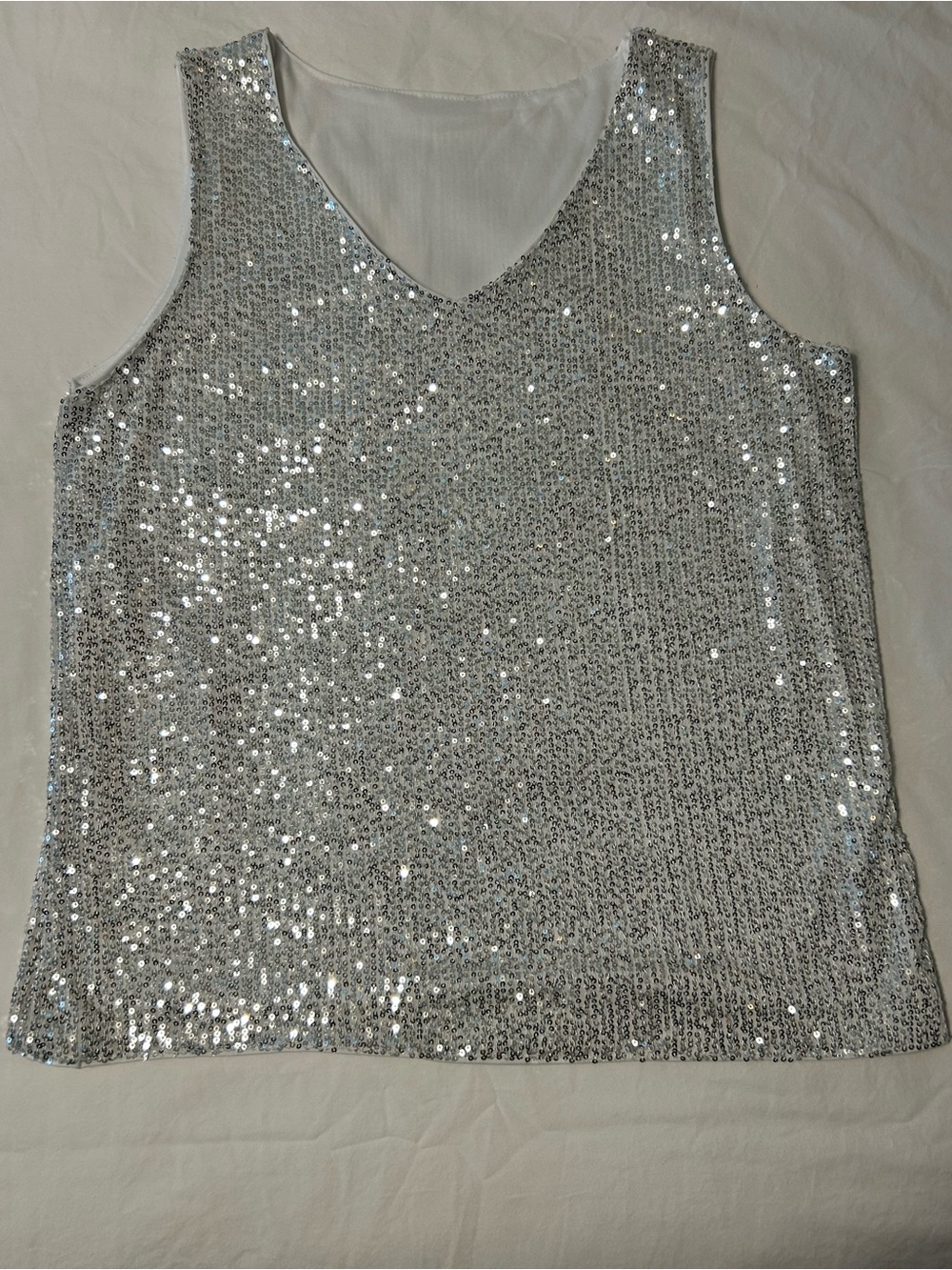 Silver Sequin V-Neck Sleeveless Tank Top (110)